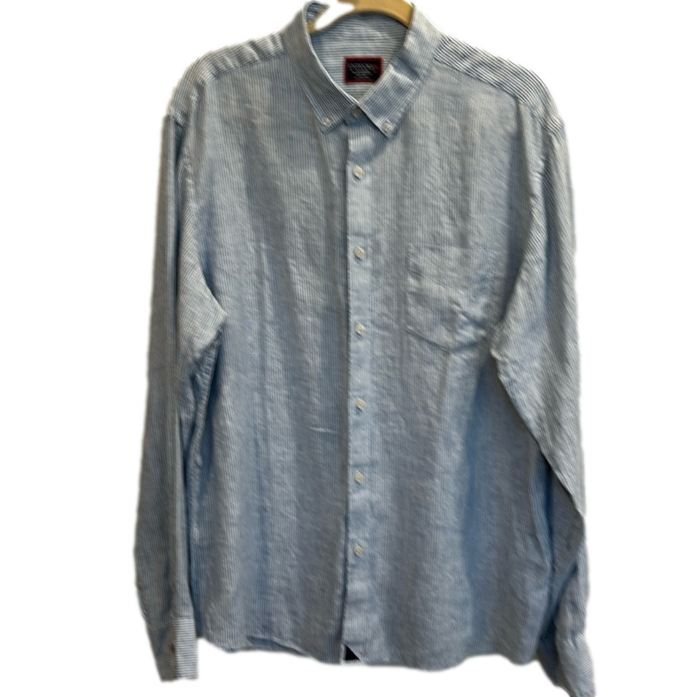 UNTUCKit men’s long sleeve 100% linen shirt. Blue and white pin stripes